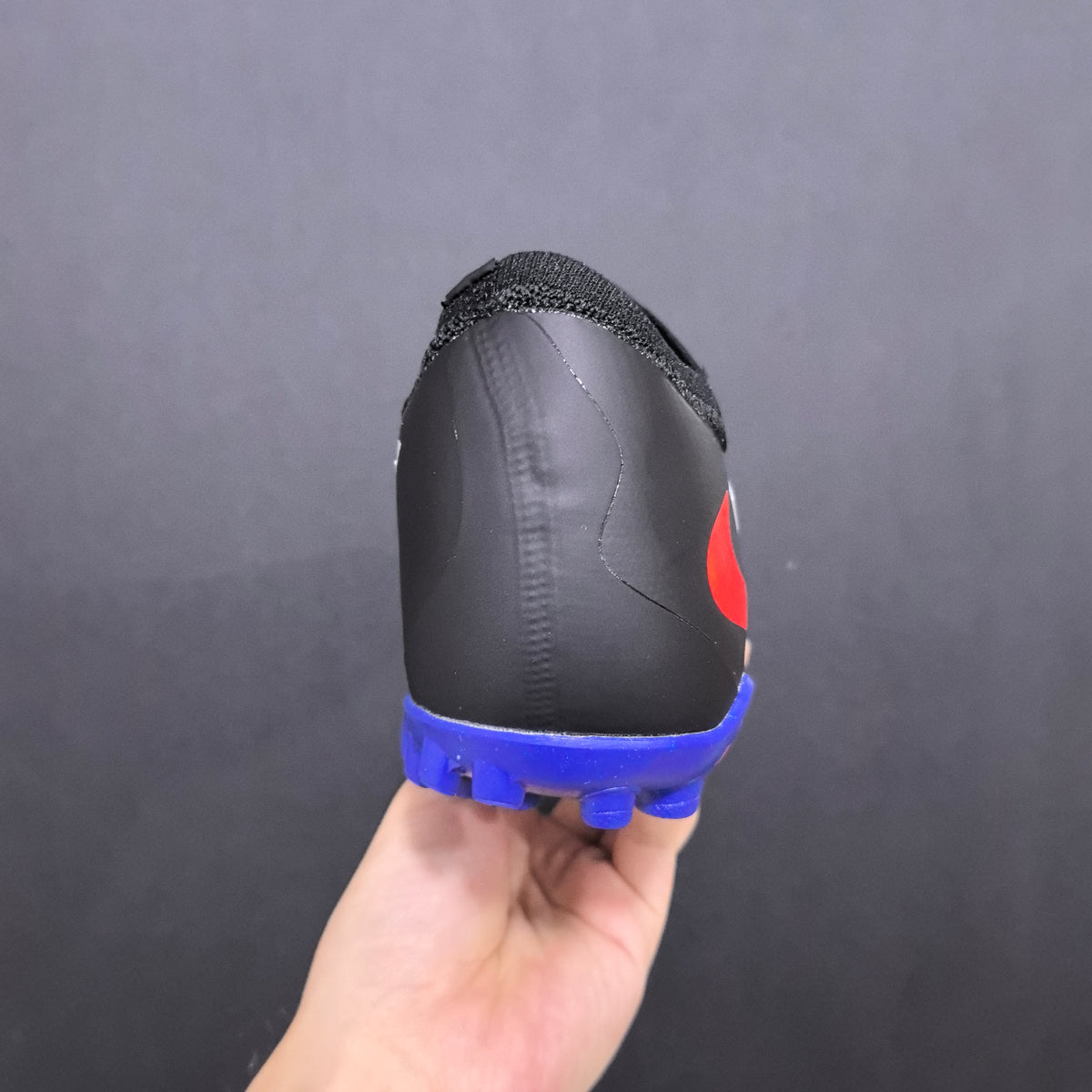 Chuteira Society Nike Phantom GX 6 TF Elite + Brindes