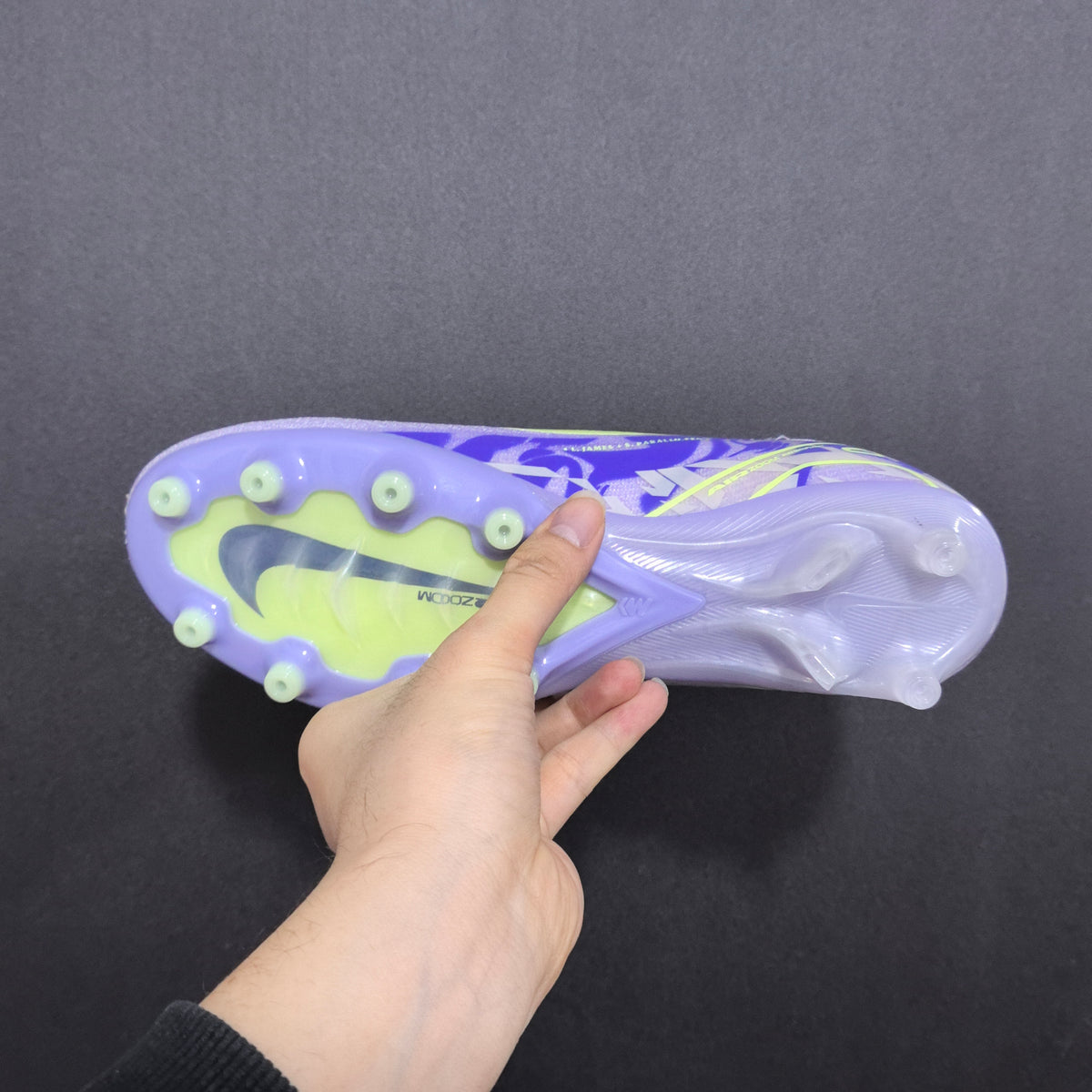 Chuteira Campo Nike Air Zoom Mercurial Vapor 16 AG Elite + Brindes