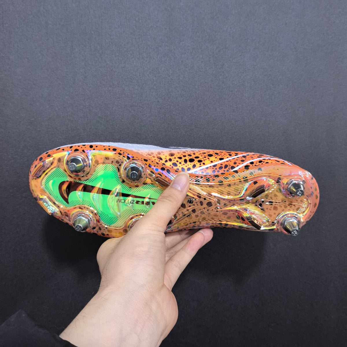 Chuteira Campo Nike Air Zoom Mercurial Vapor 16 SG Elite + Brindes