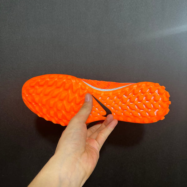 Chuteira Society Nike Phantom Luna TF 1 Elite + Brindes