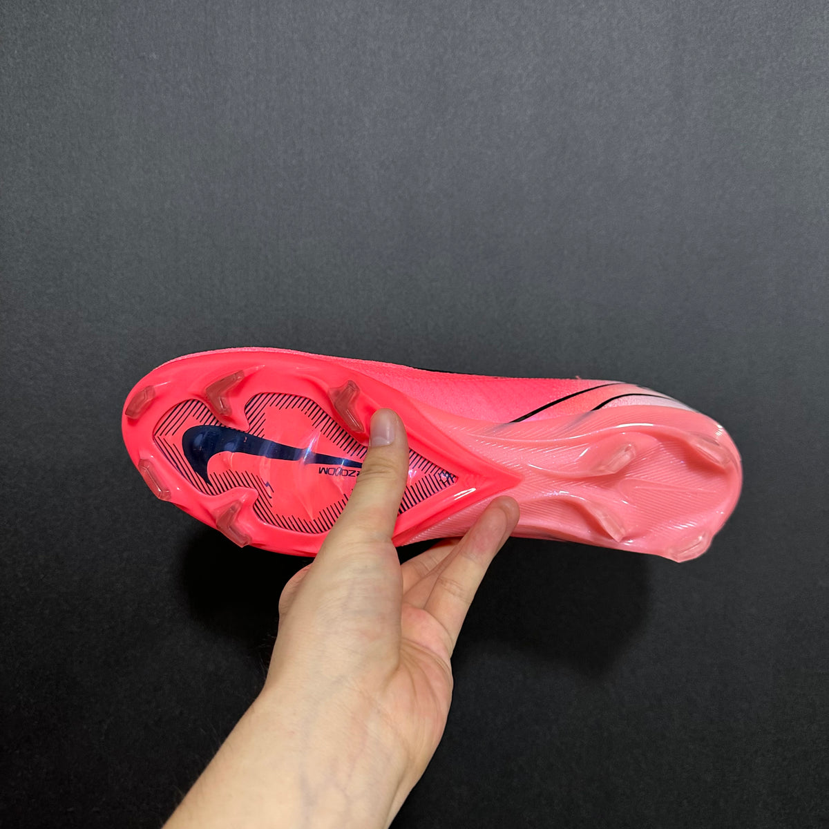 Chuteira Campo Nike Air Zoom Mercurial Vapor 16 AG Elite + Brindes Exclusivos