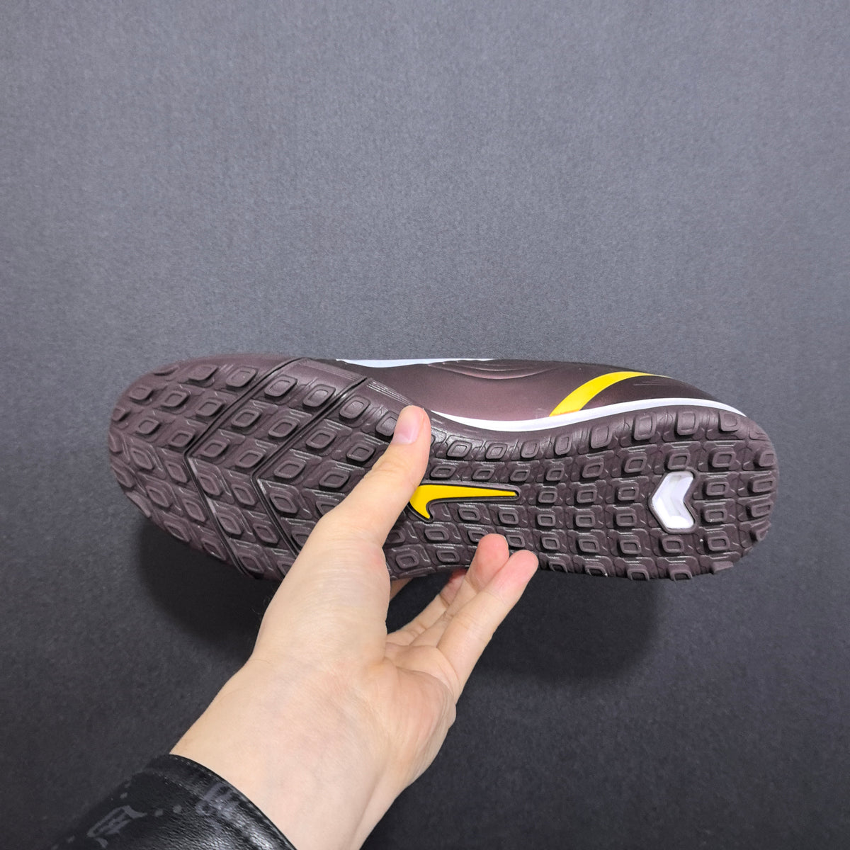 Chuteira Society Nike Mercurial Vapor 1 (RONALDO) TF Elite + Brindes