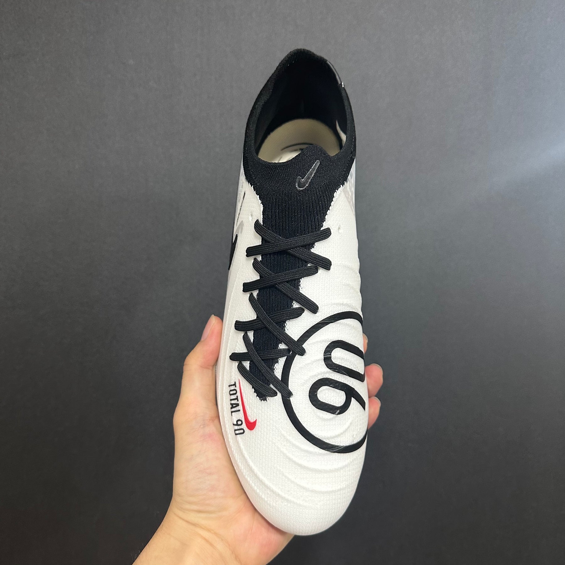 Chuteira Campo Nike Phantom Luna 2 AG Elite + Brindes Exclusivos