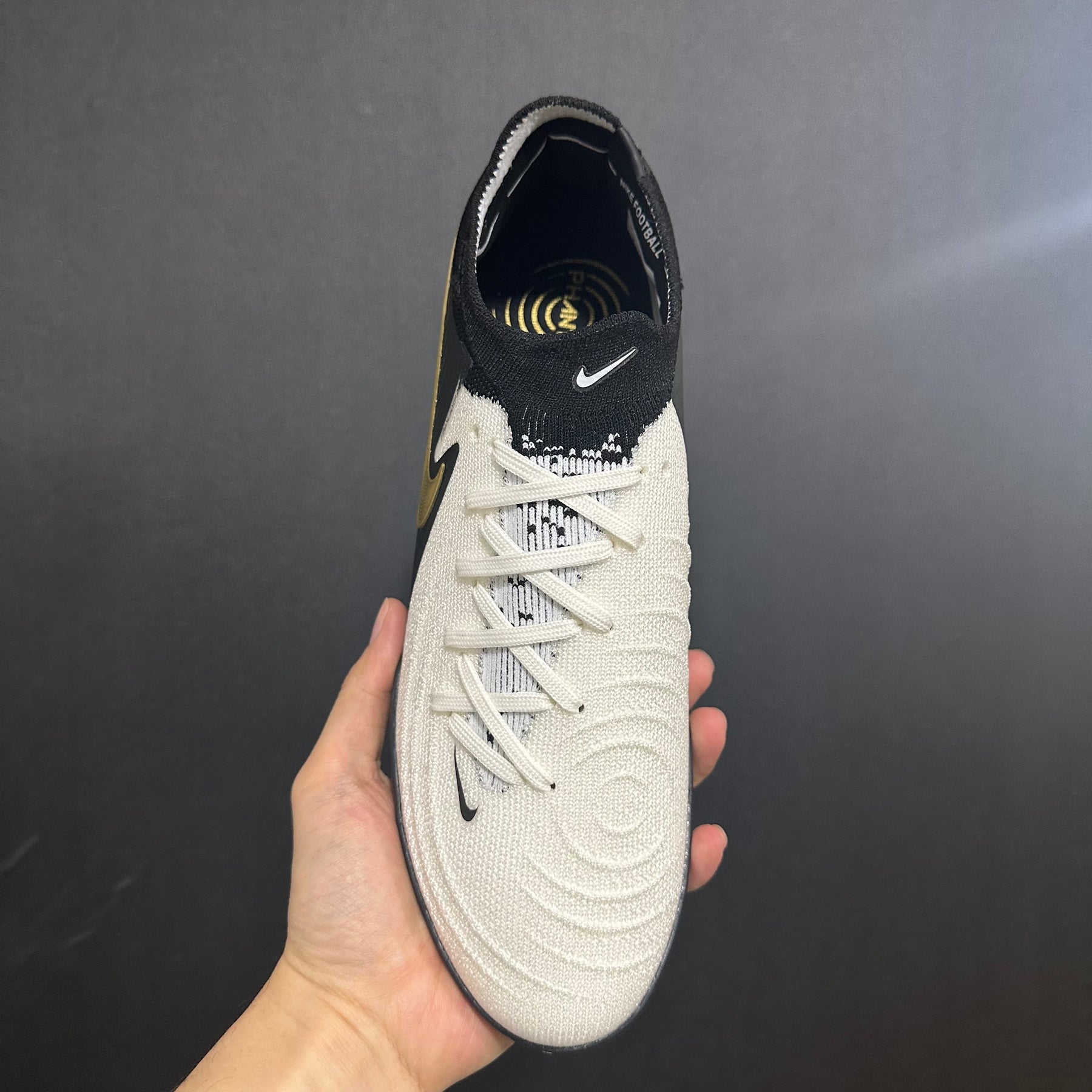 Chuteira Society Nike Phantom Luna TF 2 Elite + Brindes Exclusivos