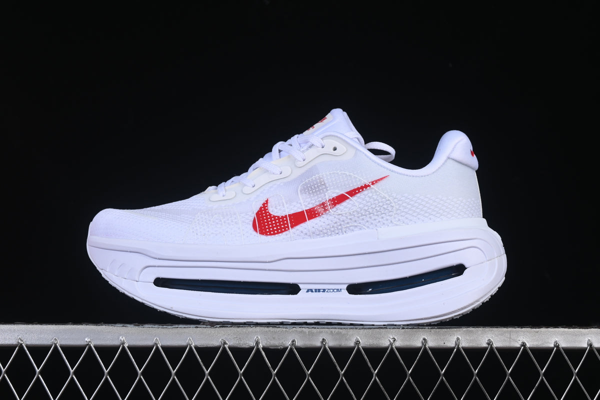 Tênis Nike Air Zoom Vomero Premium