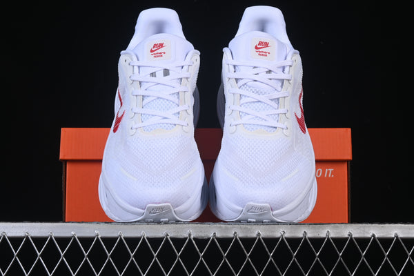 Tênis Nike Air Zoom Vomero Premium