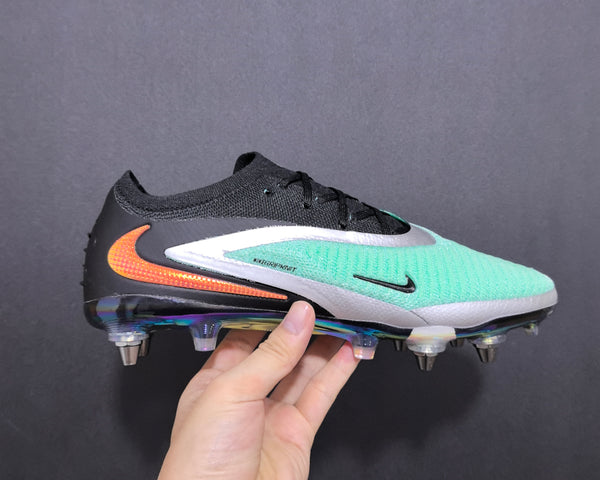 Chuteira Campo Nike Phantom GX 6 SG Elite + Brindes
