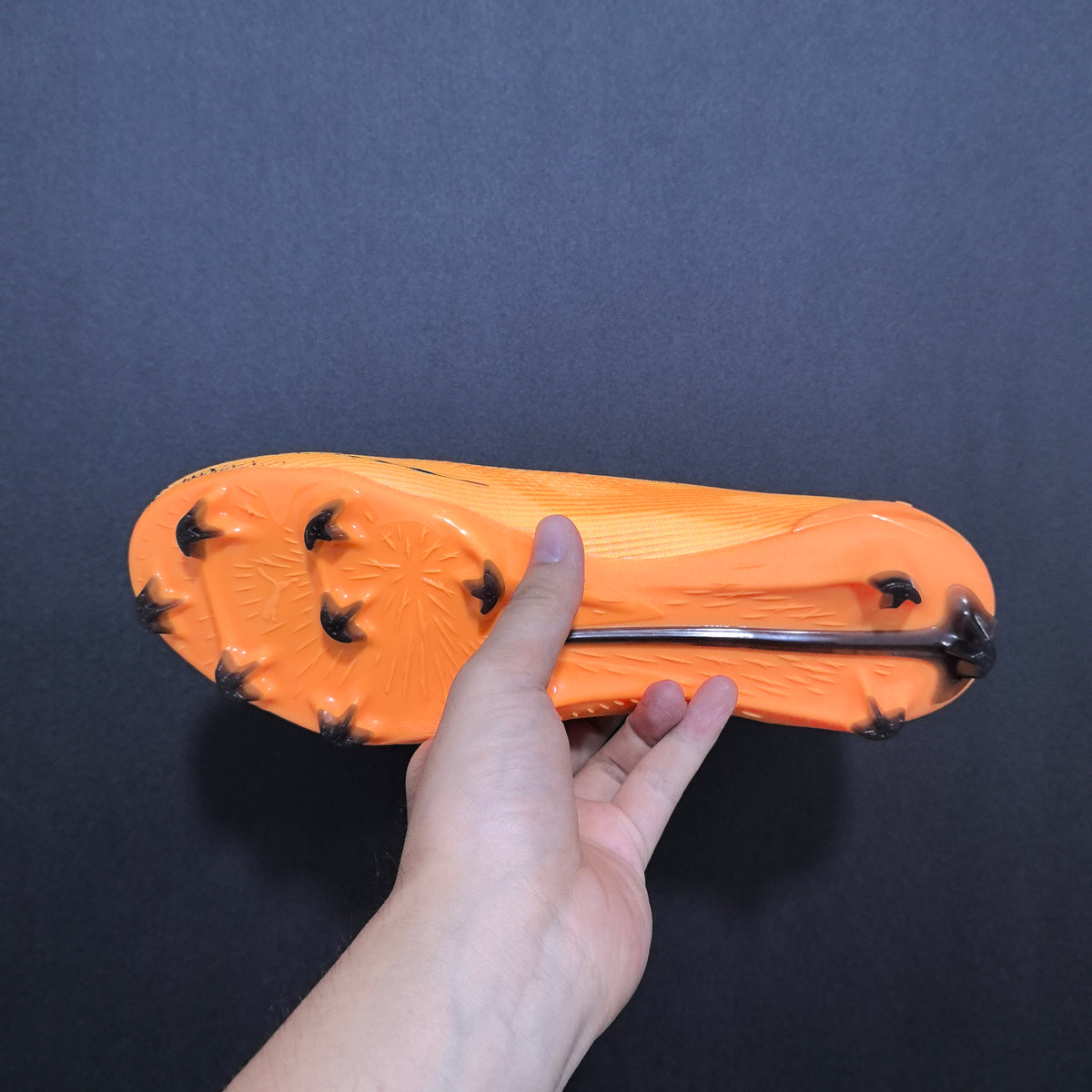 Chuteira Campo Puma Ultra 5 FG Elite + Brindes