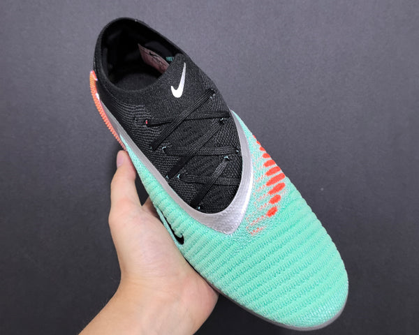 Chuteira Campo Nike Phantom GX 6 SG Elite + Brindes