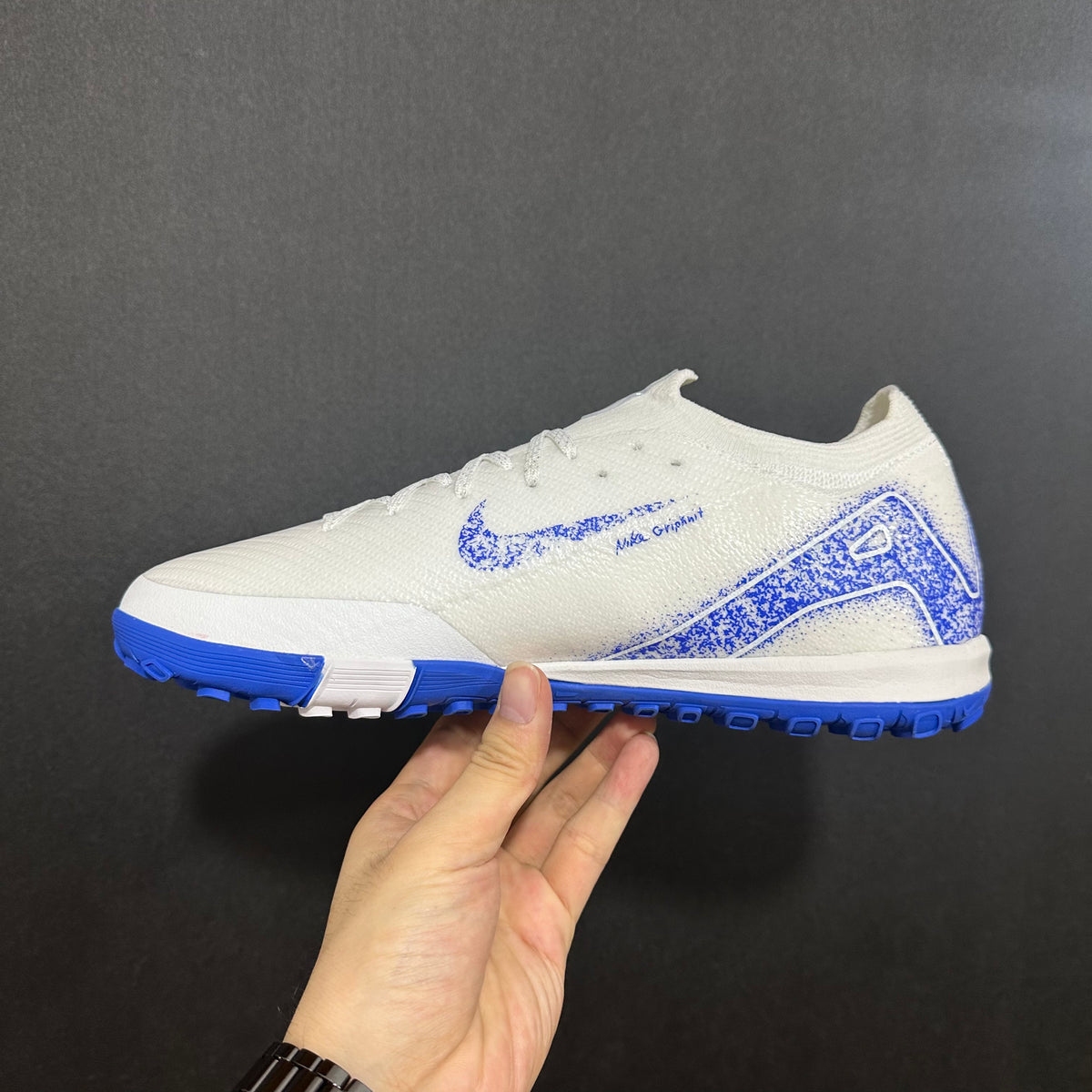 Chuteira Society Nike Air Zoom Mercurial Vapor 16 TF Elite + Brindes Exclusivos