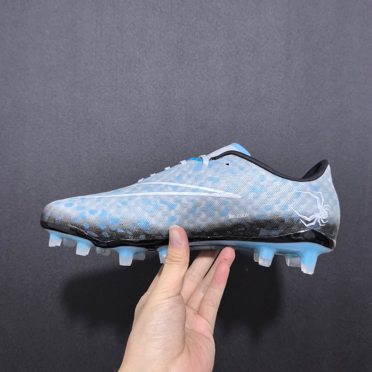 Chuteira Campo Nike Hypervenom Phantom I fg Elite + Brindes