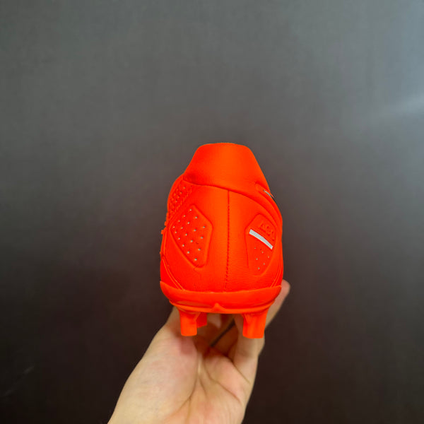 Chuteira Campo Nike CTR360 Maestri III FG + Brindes