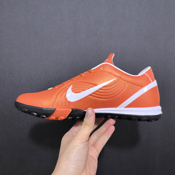 Chuteira Society Nike Mercurial Vapor 1 (RONALDO) TF Elite + Brindes