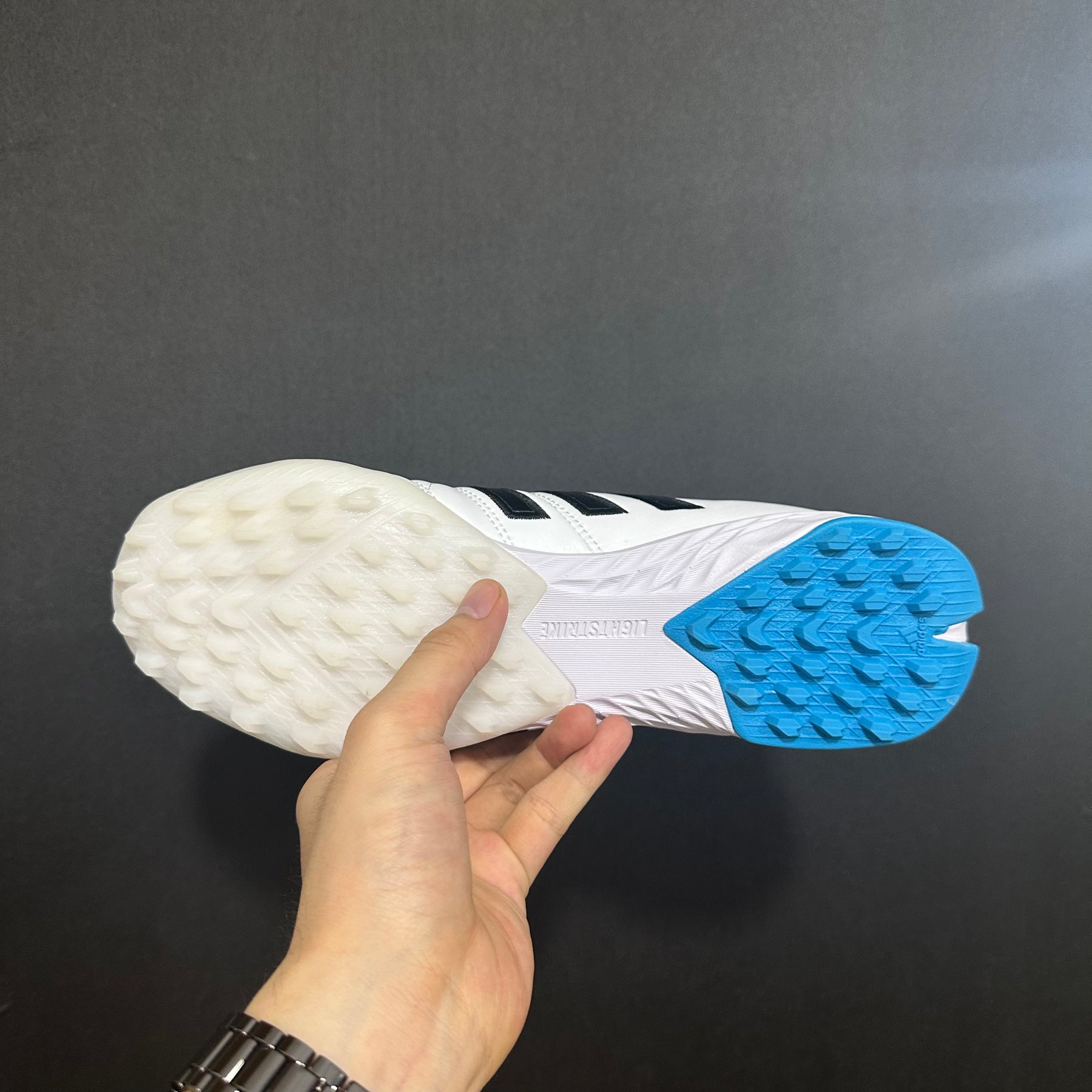 Chuteira Society Adidas Toni Kroos 11PRO TF Elite + Brindes
