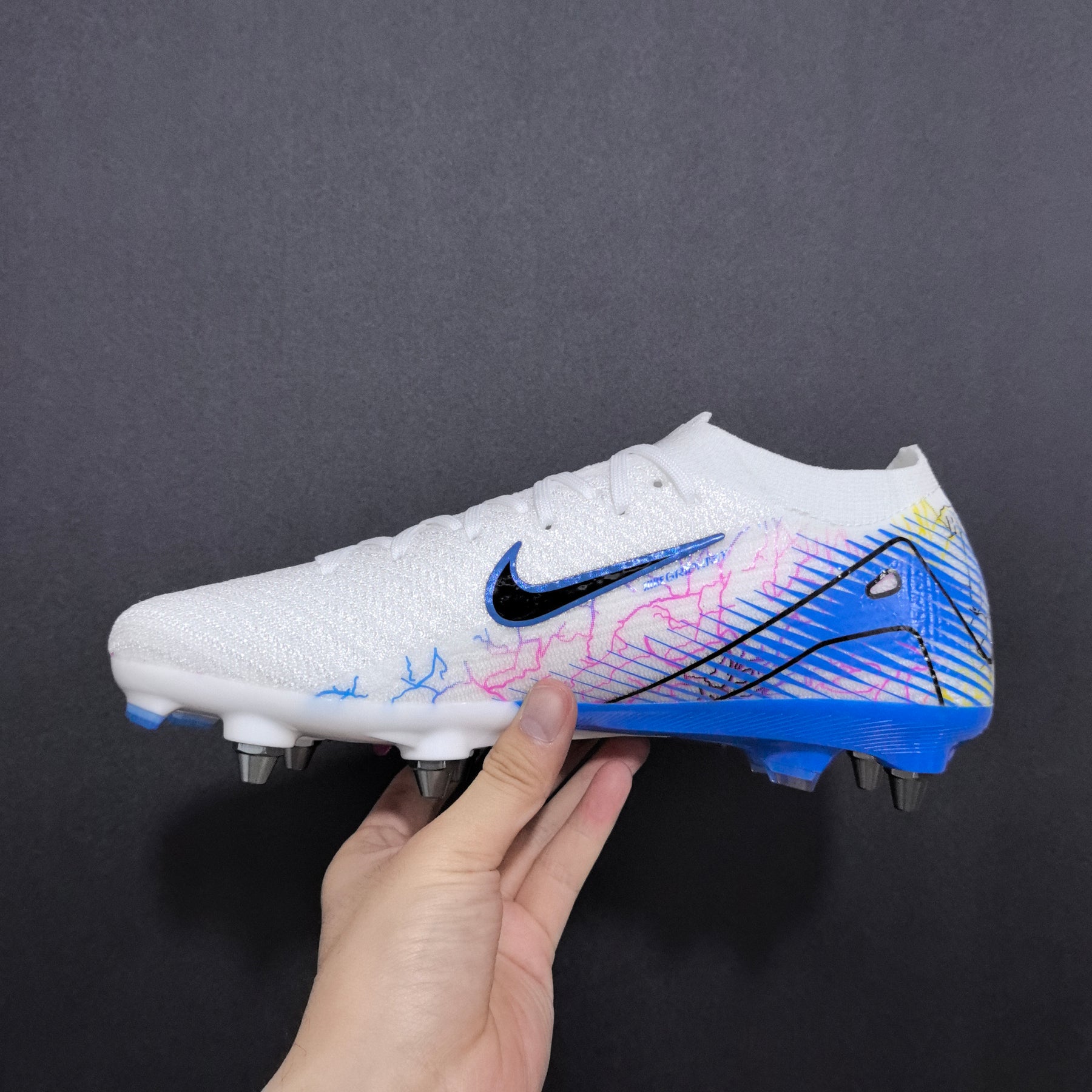 Chuteira Campo Nike Air Zoom Mercurial Vapor 16 SG Elite + Brindes