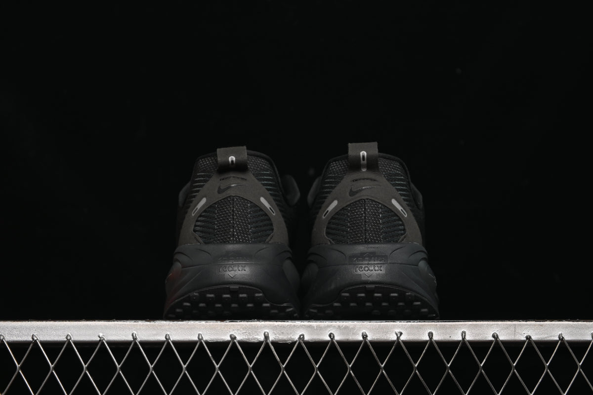 Tênis Nike Air Zoom Vomero Plus