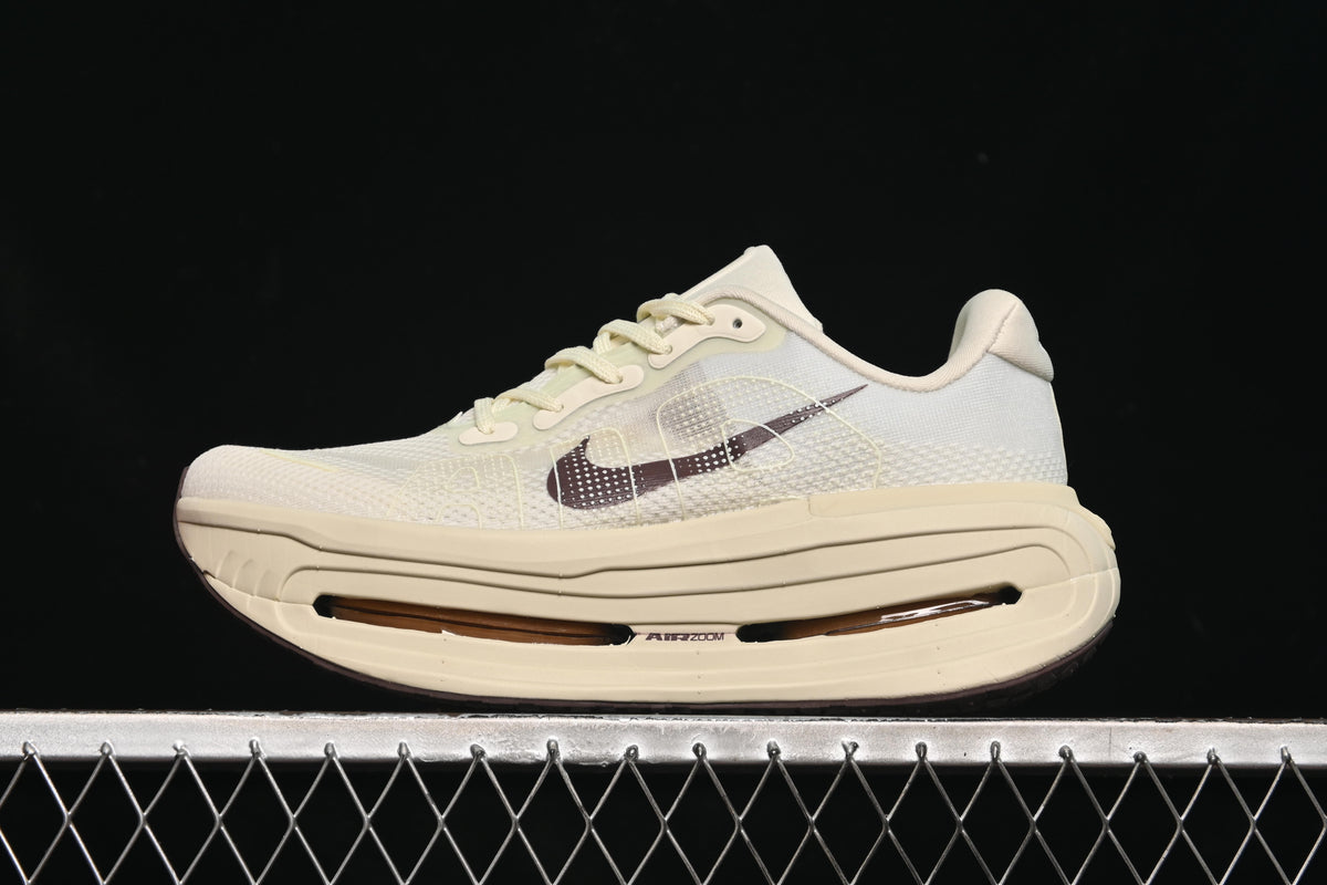 Tênis Nike Air Zoom Vomero Premium