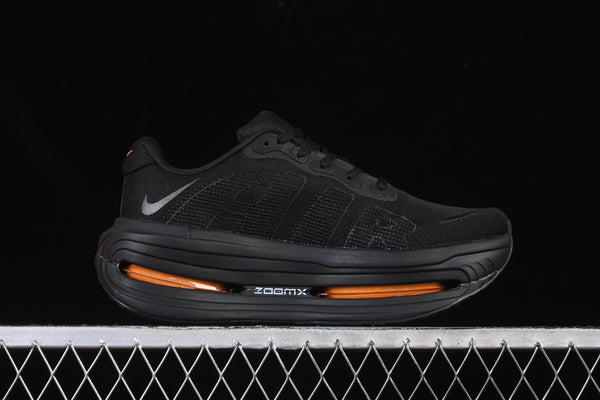 Tênis Nike Air Zoom Vomero Premium