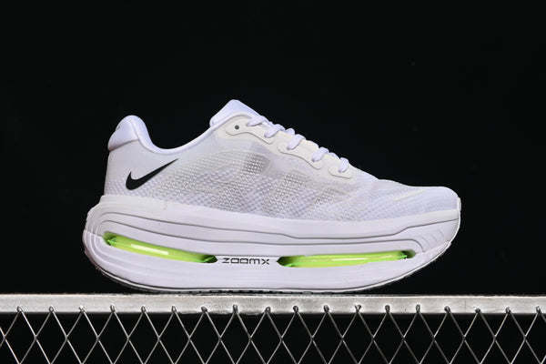 Tênis Nike Air Zoom Vomero Premium