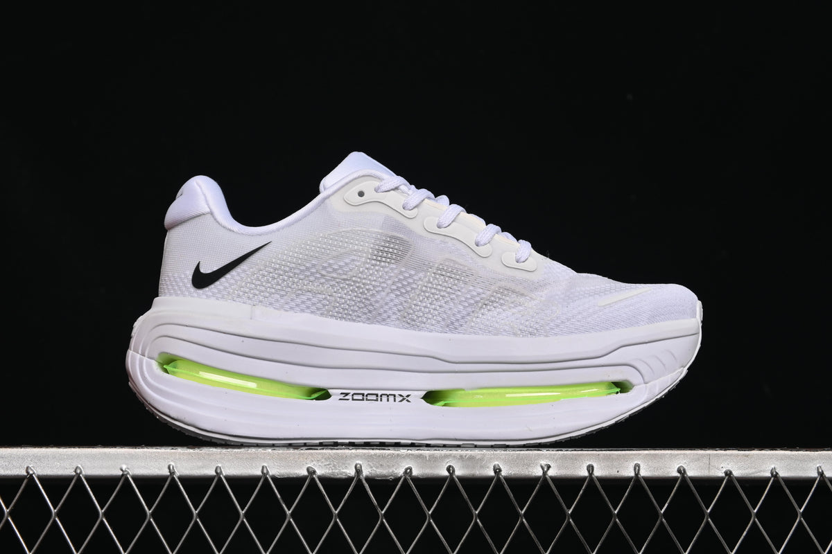 Tênis Nike Air Zoom Vomero Premium