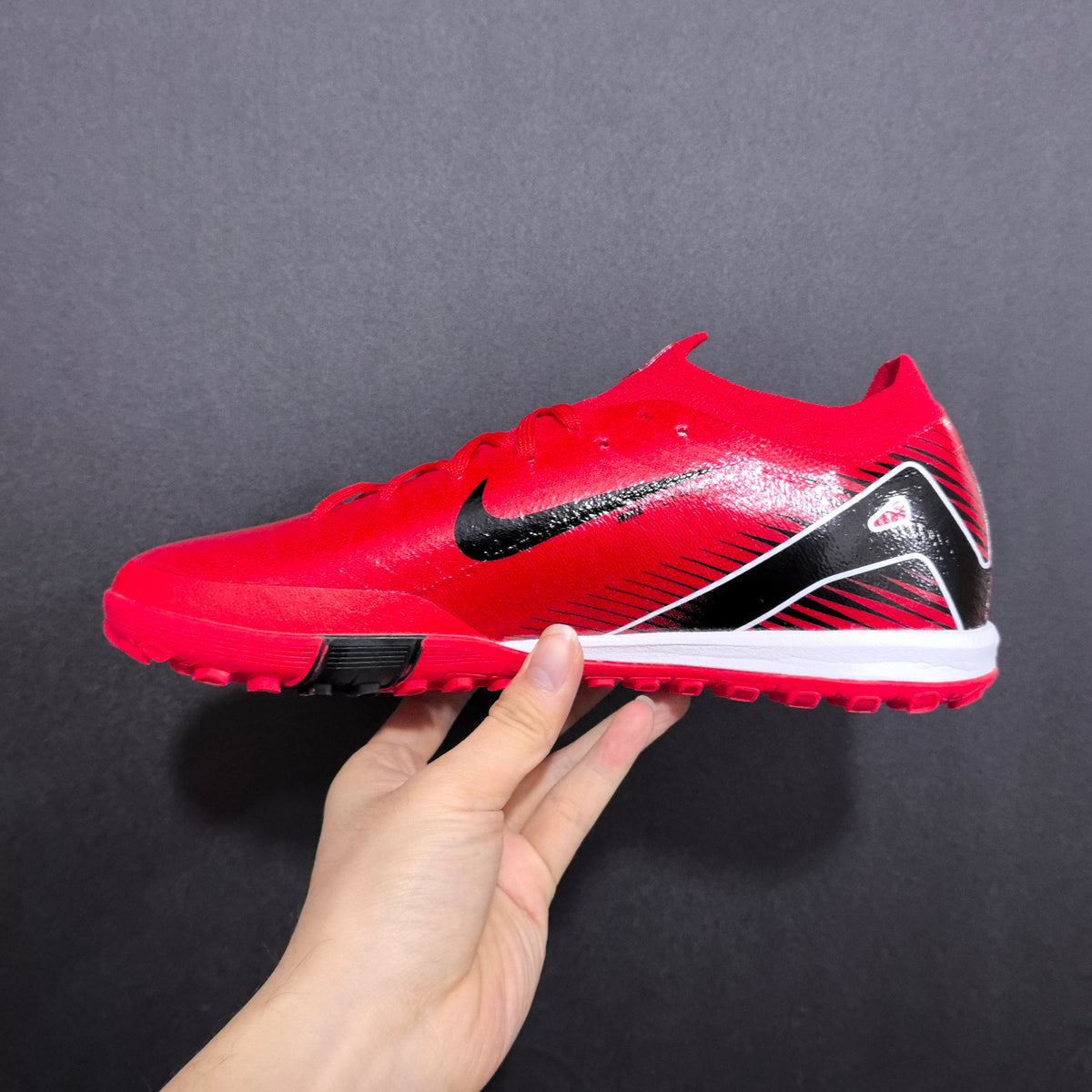 Chuteira Society Nike Air Zoom Mercurial Vapor 16 TF Elite + Brindes Exclusivos