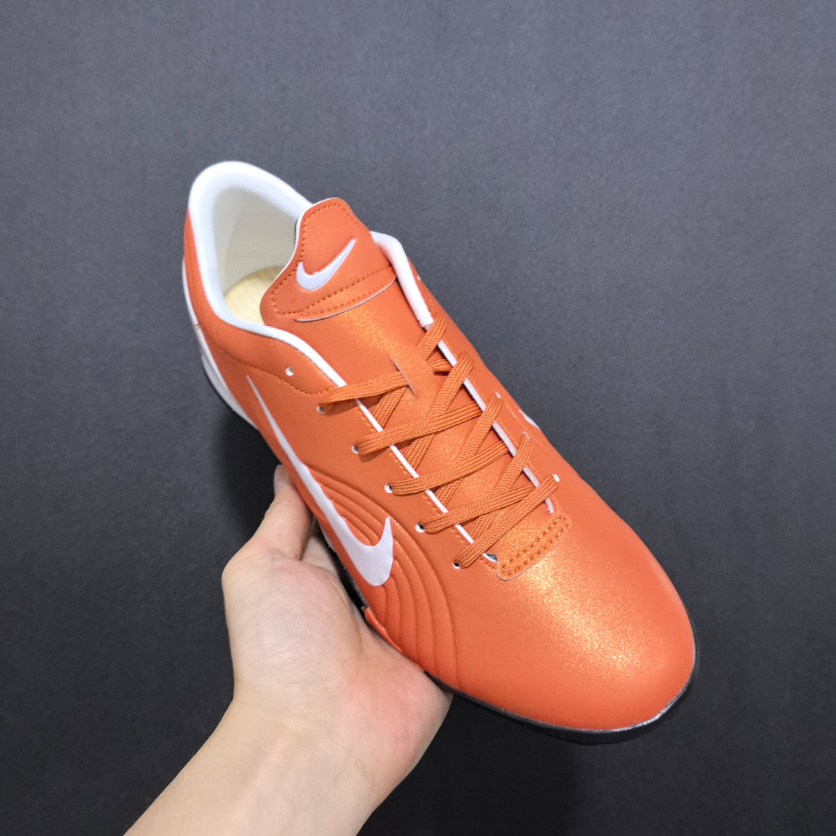 Chuteira Society Nike Mercurial Vapor 1 (RONALDO) TF Elite + Brindes