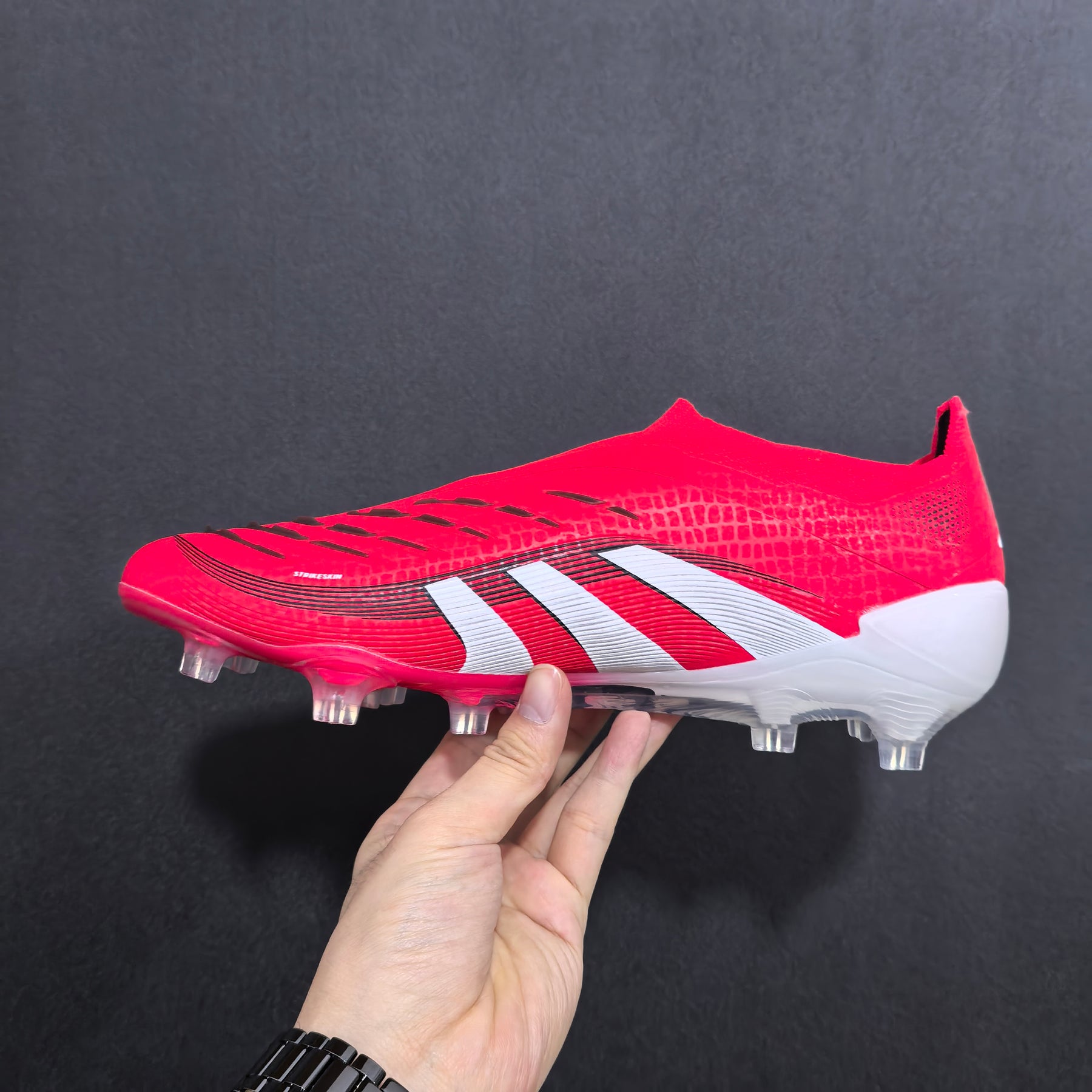 Chuteira Campo Adidas Predator+ FG Elite + Brindes