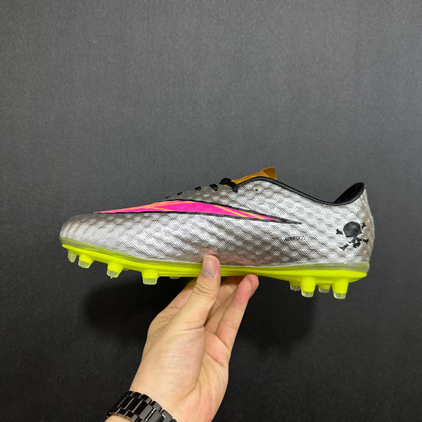 Chuteira Campo Nike Hypervenom Phantom fg Elite + Brindes