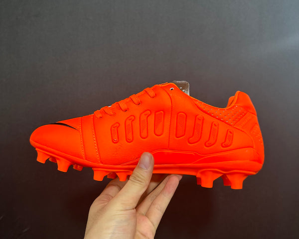 Chuteira Campo Nike CTR360 Maestri III FG + Brindes