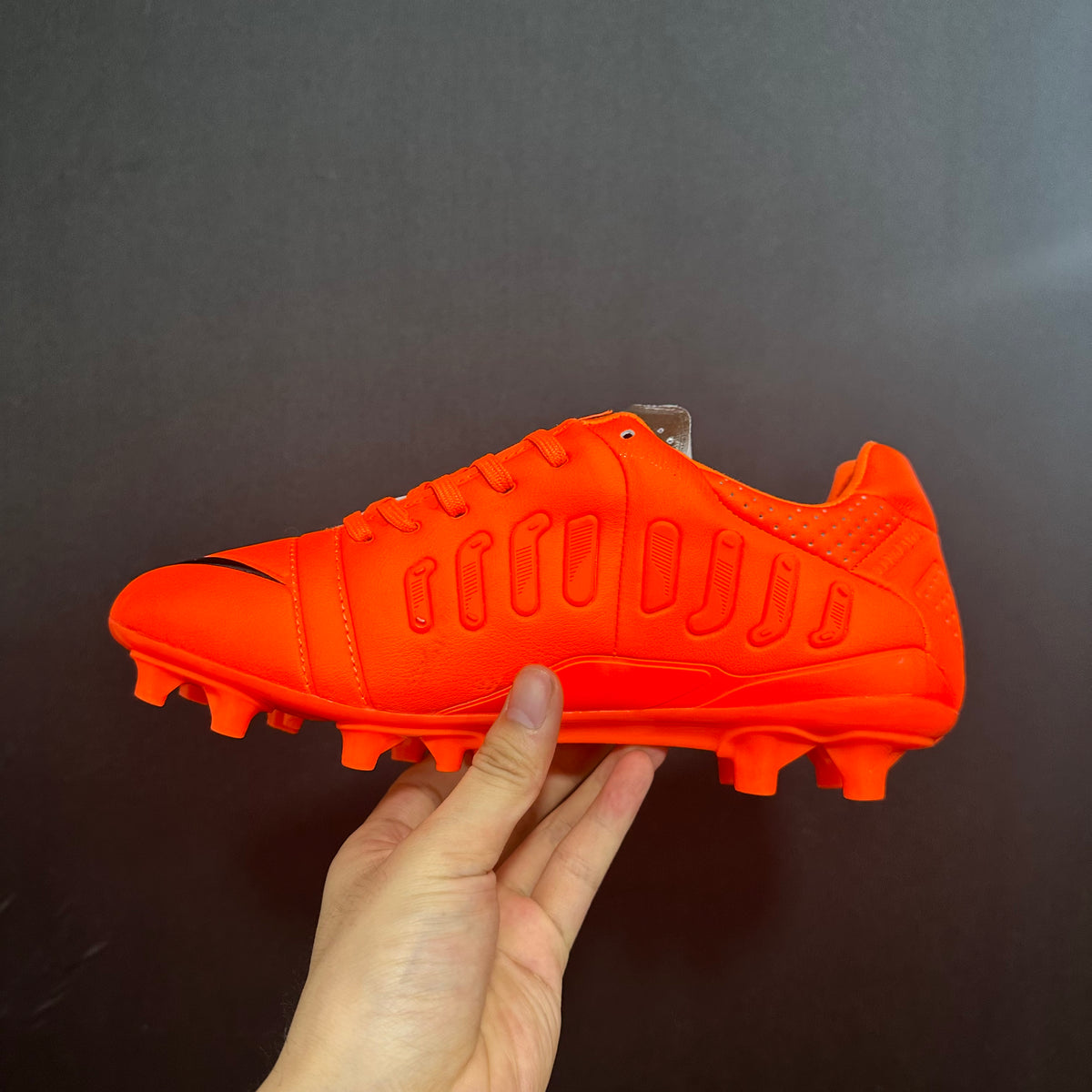 Chuteira Campo Nike CTR360 Maestri III FG + Brindes