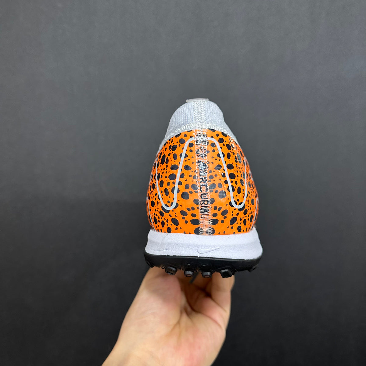 Chuteira Society Nike Air Zoom Mercurial Vapor 16 TF Elite + Brindes Exclusivos
