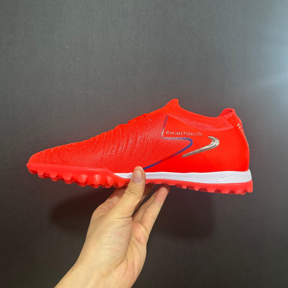 Chuteira Society Nike Phantom Luna TF 2 Elite + Brindes