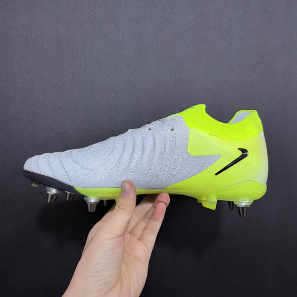 Chuteira Campo Nike Phantom Luna 2 SG Elite + Brindes
