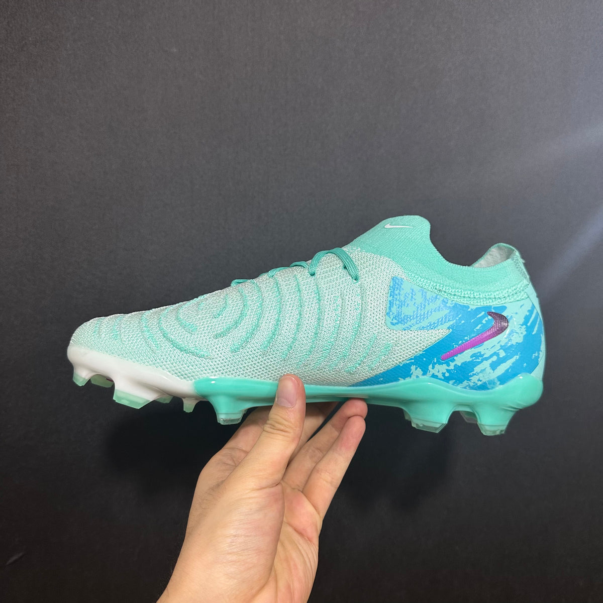 Chuteira Campo Nike Phantom Luna 2 Elite + Brindes
