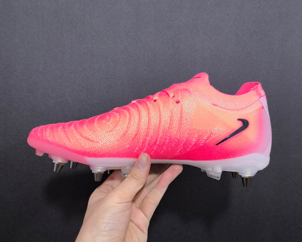 Chuteira Campo Nike Phantom Luna 2 SG Elite + Brindes Exclusivos