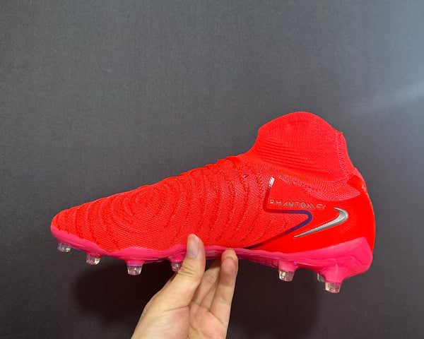 Chuteira Campo Nike Phantom Luna 2 AG Elite + Brindes