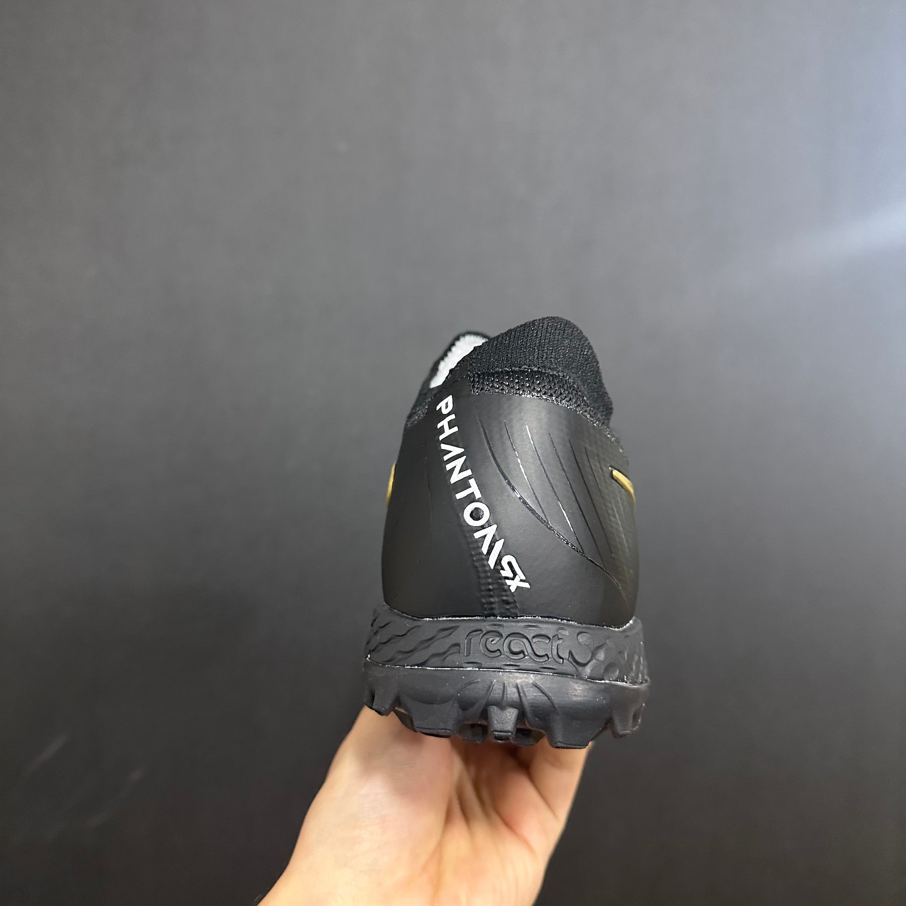 Chuteira Society Nike Phantom Luna TF 2 Elite + Brindes Exclusivos