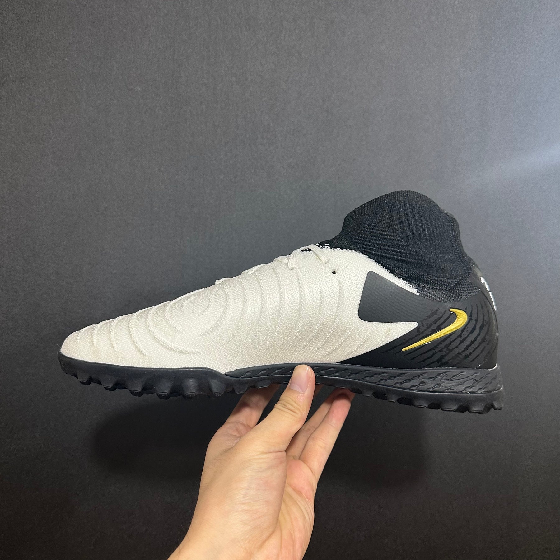 Chuteira Society Nike Phantom Luna TF 2 Elite + Brindes Exclusivos