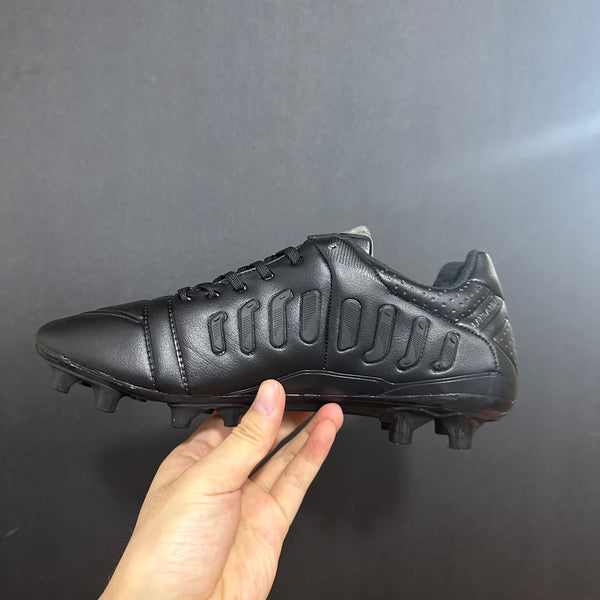 Chuteira Campo Nike CTR360 Maestri III FG + Brindes