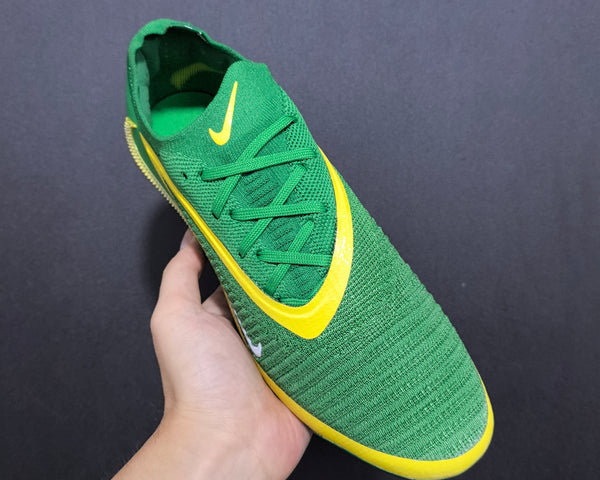 Chuteira Campo Nike Phantom GX 6 FG Elite + Brindes