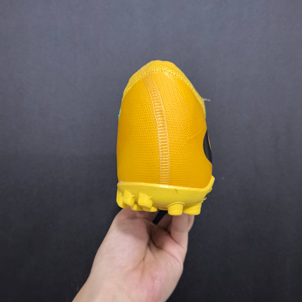 Chuteira Society Nike Phantom GX 6 TF Elite + Brindes