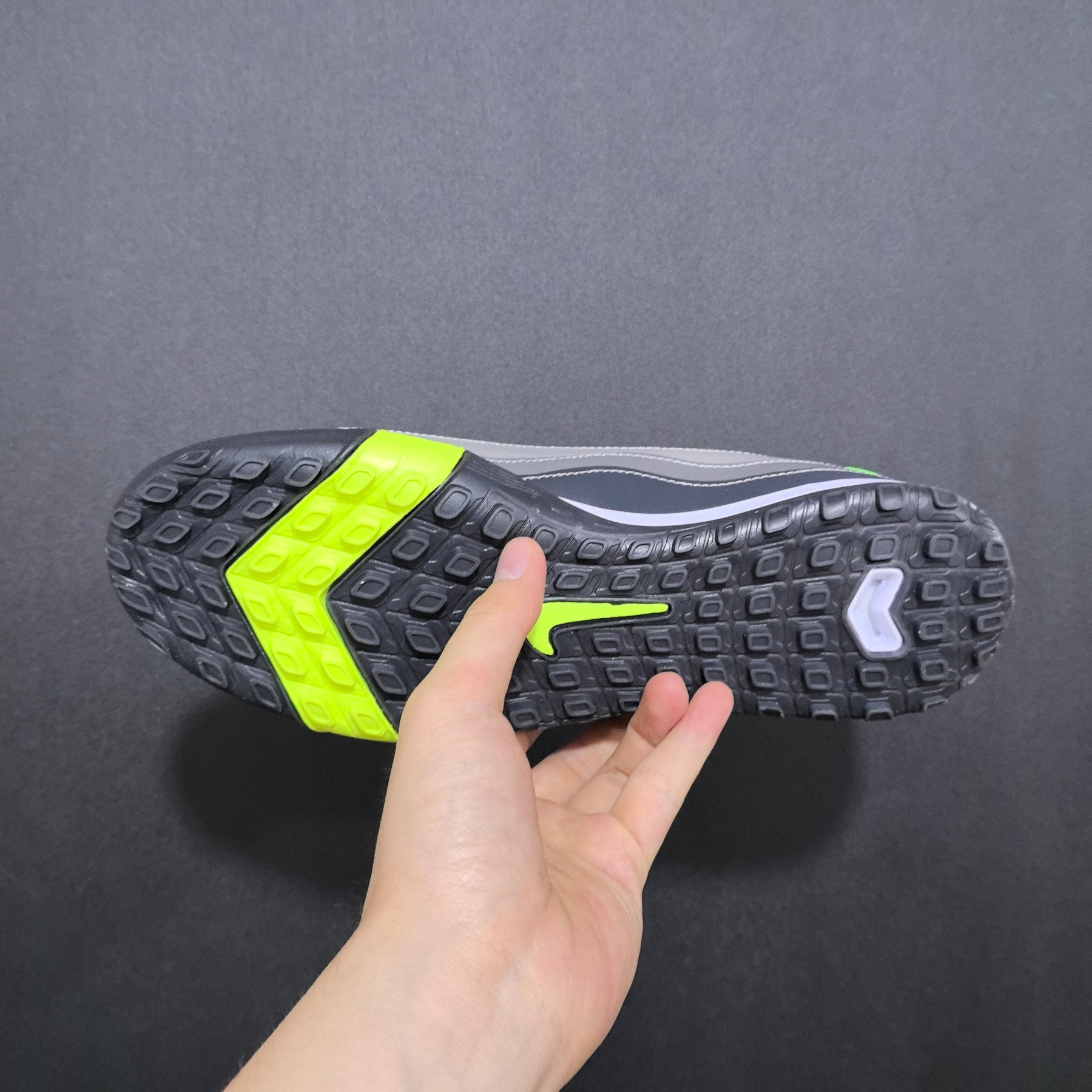 Chuteira Society Nike Air Zoom Mercurial Vapor 16 TF Elite + Brindes Exclusivos