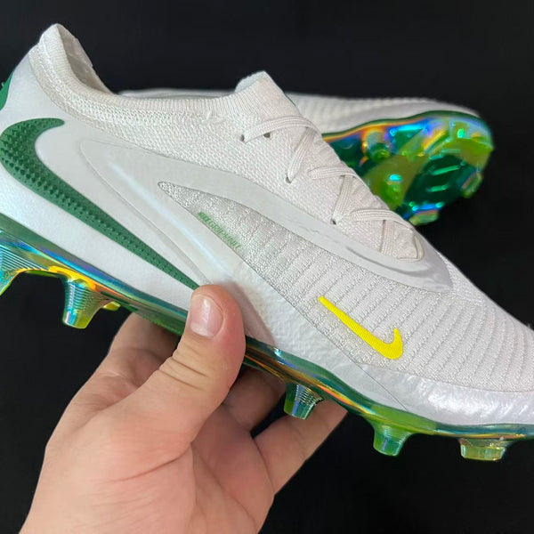 Chuteira Campo Nike Phantom GX 6 FG Elite + Brindes