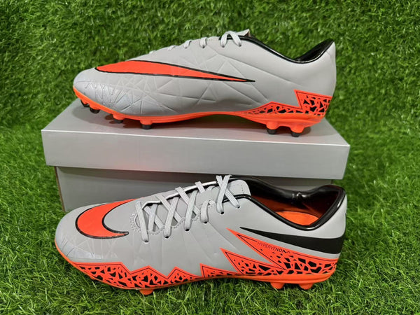 Chuteira Campo Nike Hypervenom Phantom II fg Elite + Brindes