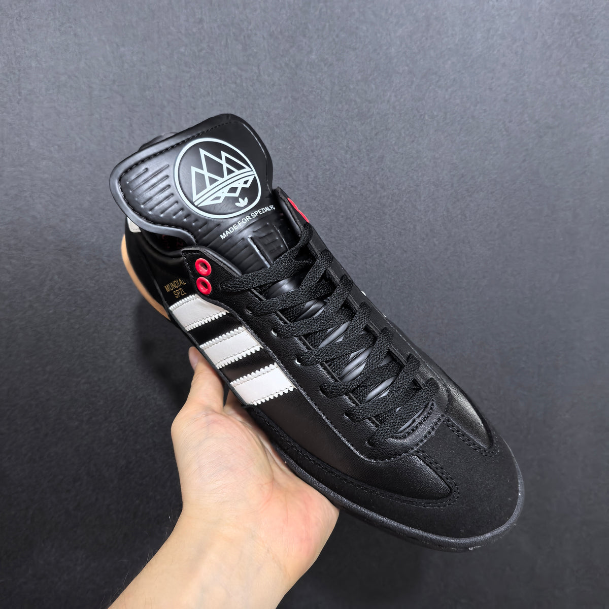 Chuteiras Society Adidas Mundial Team TF Elite + Brinde