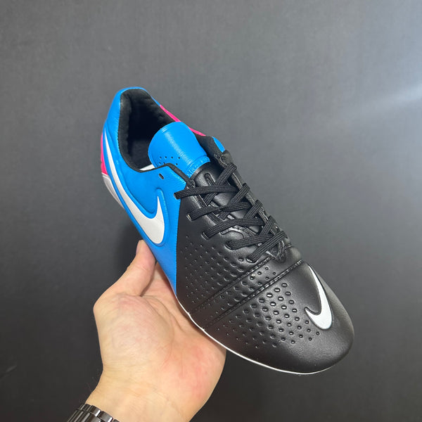 Chuteira Campo Nike CTR360 Maestri III FG + Brindes