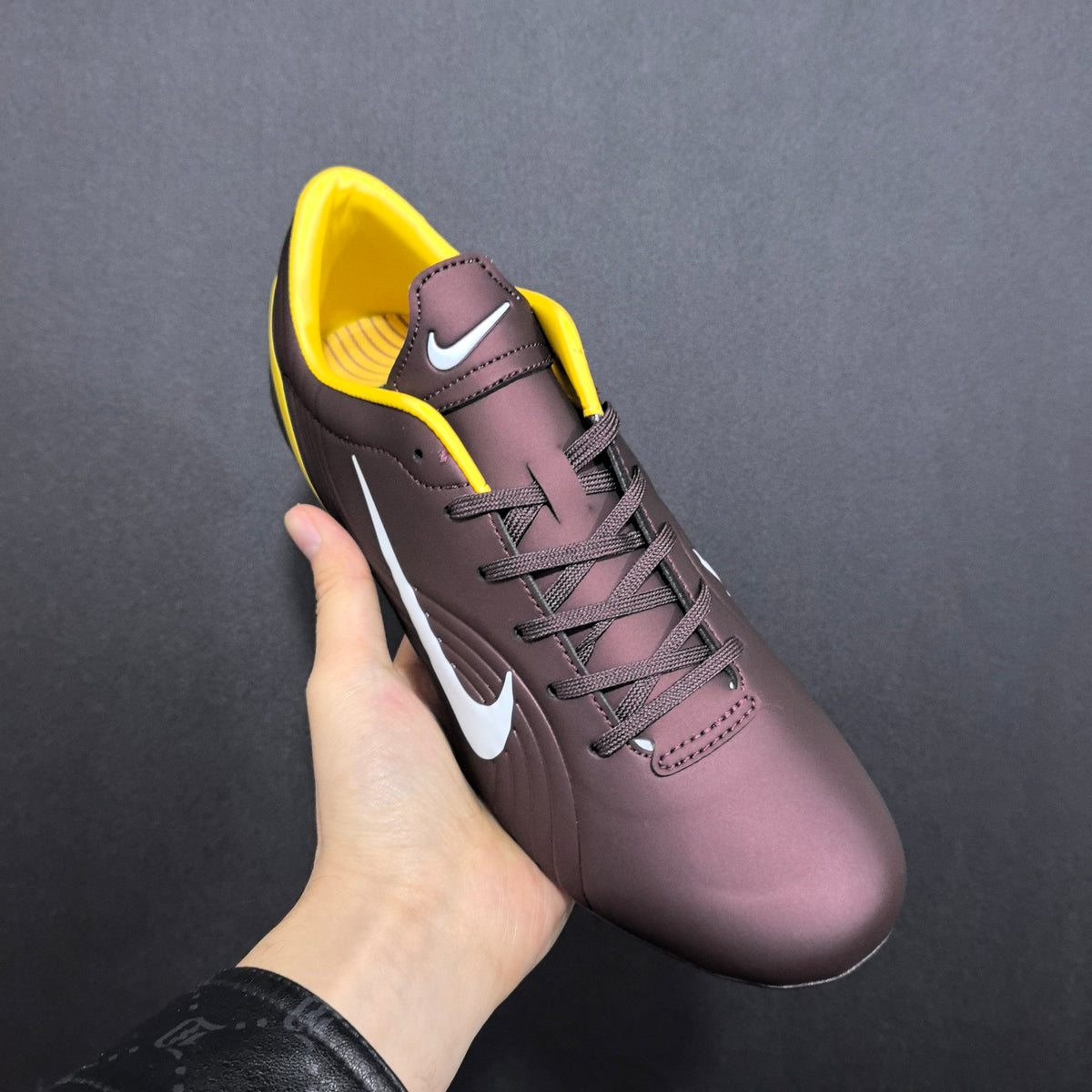 Chuteira Campo Nike Mercurial Vapor 1 (RONALDO) FG Elite + Brindes