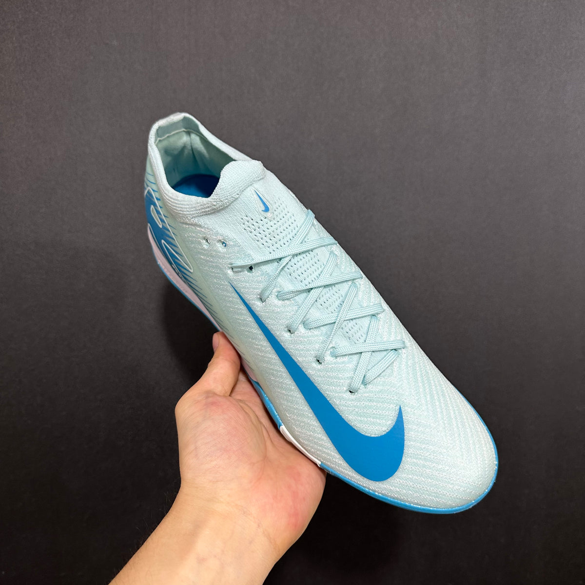 Chuteira Society Nike Air Zoom Mercurial Vapor 16 TF Elite + Brindes Exclusivos