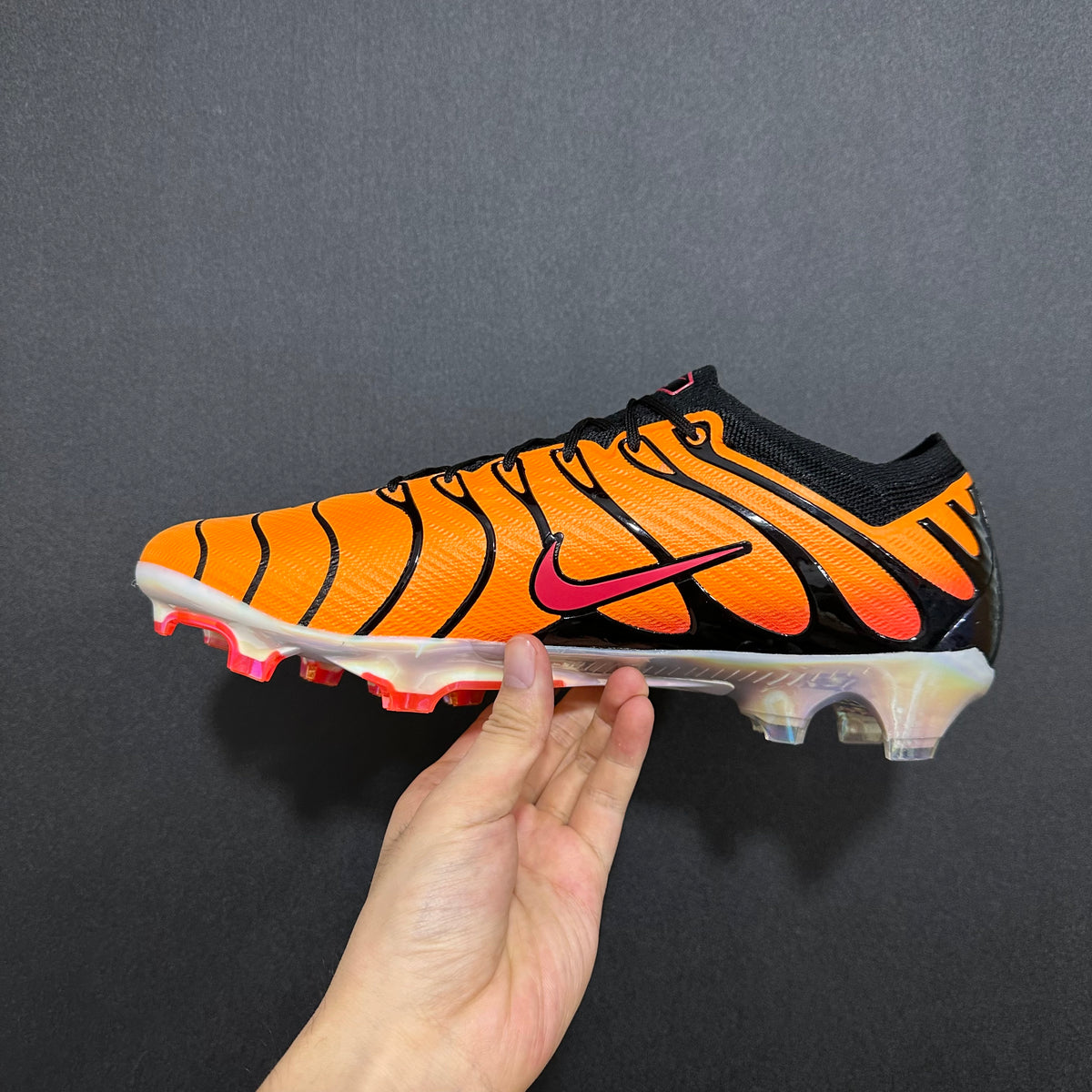 Chuteira Campo Nike Air Zoom Mercurial Vapor 15 Elite + Brindes