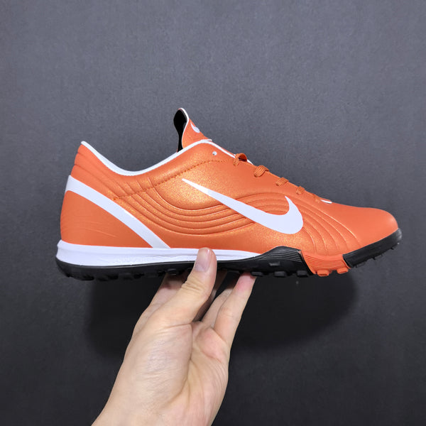 Chuteira Society Nike Mercurial Vapor 1 (RONALDO) TF Elite + Brindes